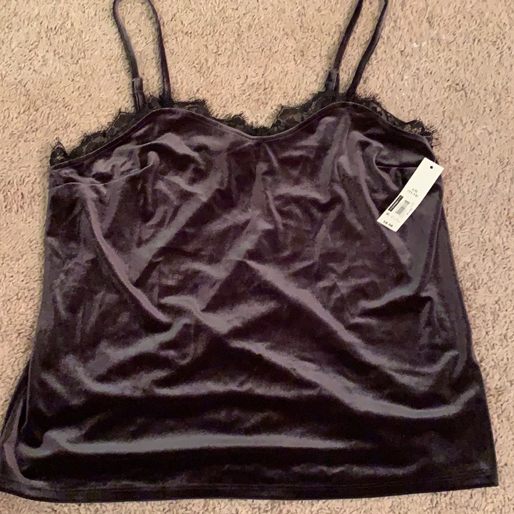 Black velvet lacy tank top.